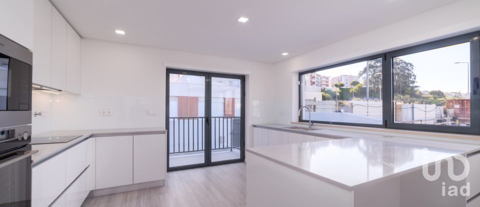 Moradia T4 em Tavarede de 174 m²
