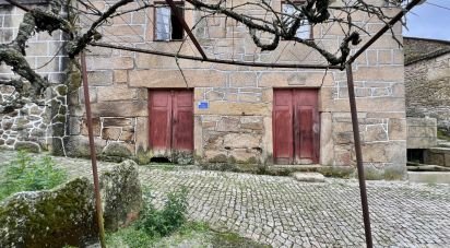 Maison de village T2 à Ferreirim e Macieira de 183 m²