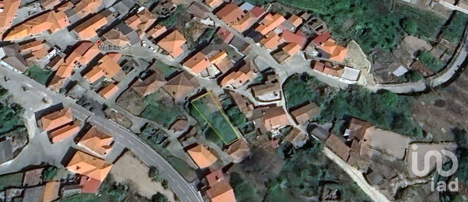 Casa de aldeia T2 em Ferreirim e Macieira de 183 m²