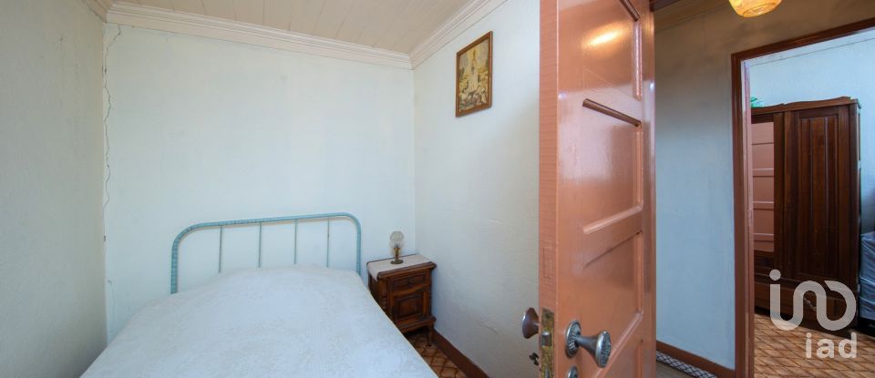 Moradia T2 em Pomares de 147 m²