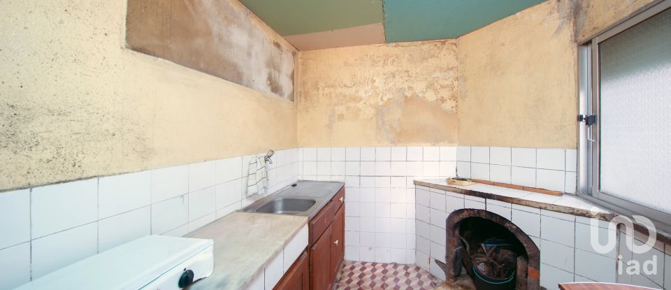 Moradia T2 em Pomares de 147 m²