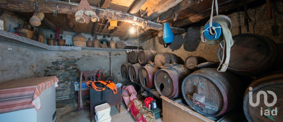 Moradia T2 em Pomares de 147 m²