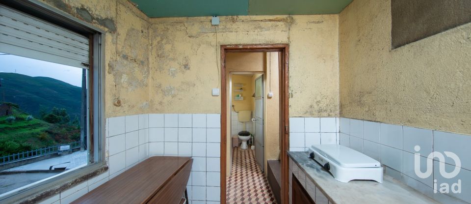 Moradia T2 em Pomares de 147 m²