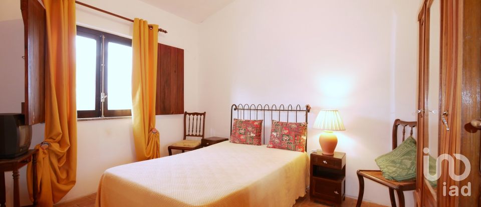 Maison de village T2 à Mértola de 74 m²