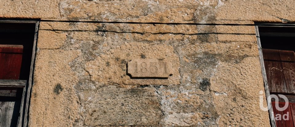 Ferme T16 à Lamego (Almacave e Sé) de 1 660 m²