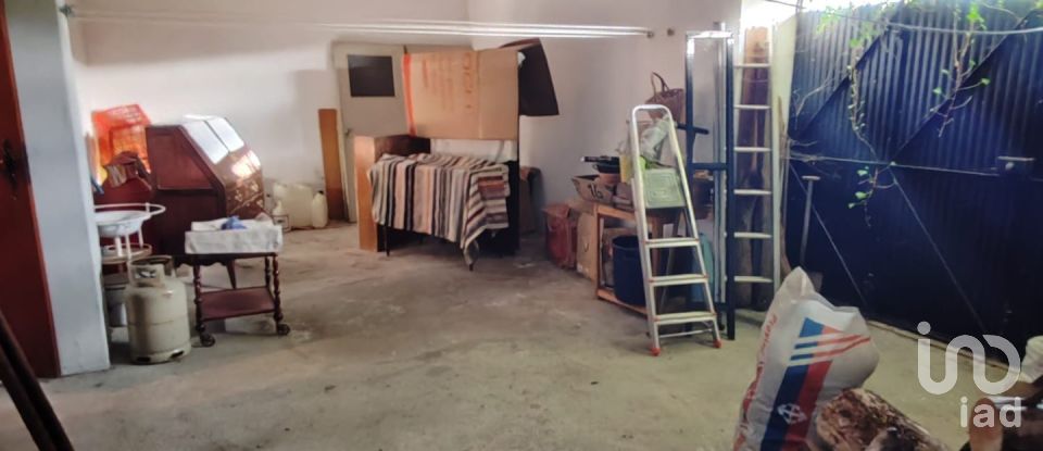 Maison de village T3 à Bobadela de 117 m²