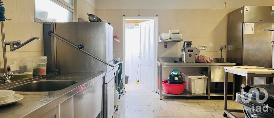 Restaurant in Almeirim of 341 m²