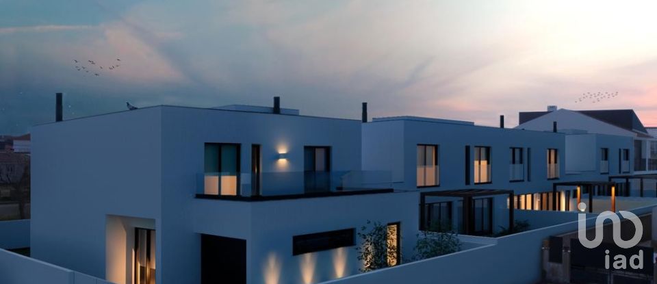 House T4 in Silveira of 211 m²