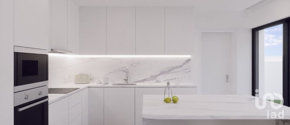 House T4 in Silveira of 211 m²