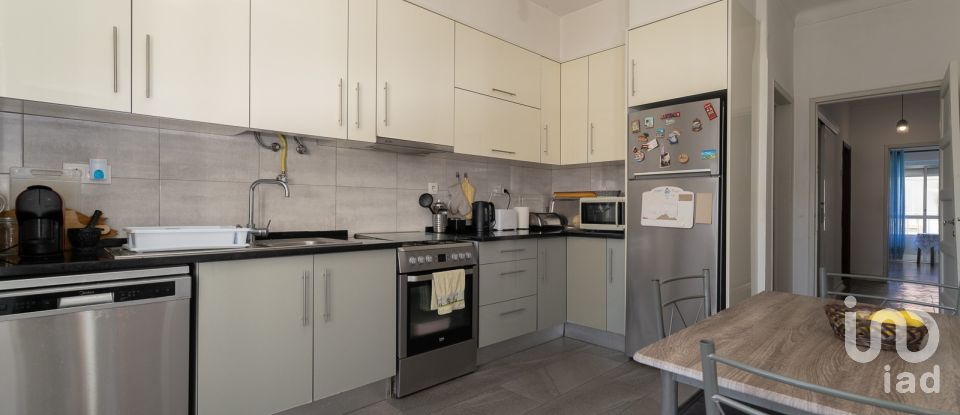 Townhouse T5 in Tomar (São João Baptista) e Santa Maria dos Olivais of 405 m²