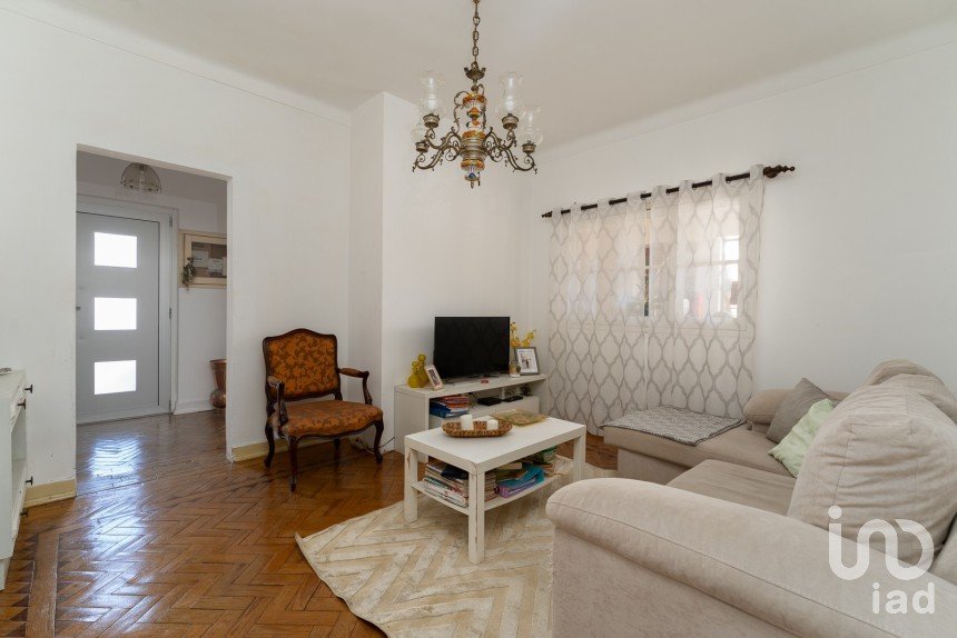 Townhouse T5 in Tomar (São João Baptista) e Santa Maria dos Olivais of 405 m²