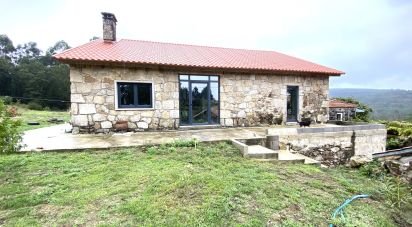 Country home T5 in Mentrestido of 234 m²