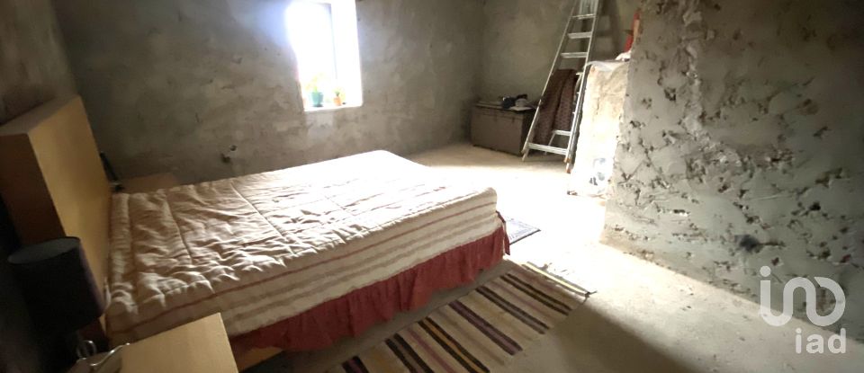 Casa de Campo T5 em Mentrestido de 234 m²