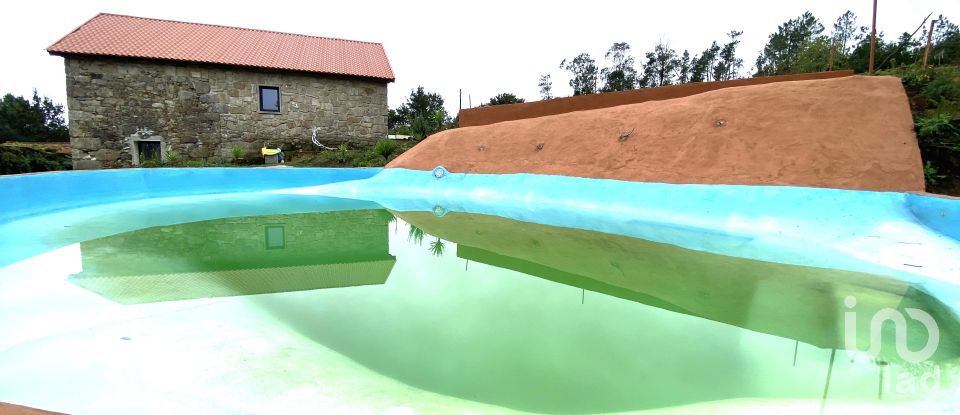 Casa de Campo T5 em Mentrestido de 234 m²