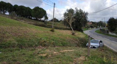 Terrain à bâtir à Carvoeira e Carmões de 3 960 m²