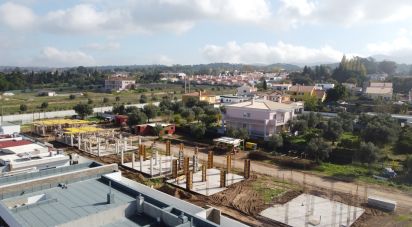 House T4 in Azeitão (São Lourenço e São Simão) of 142 m²