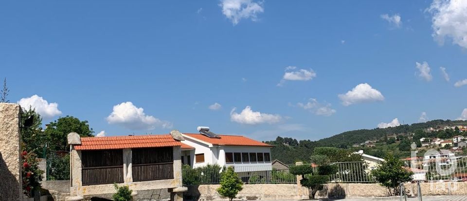 House T3 in Borbela e Lamas de Olo of 178 m²