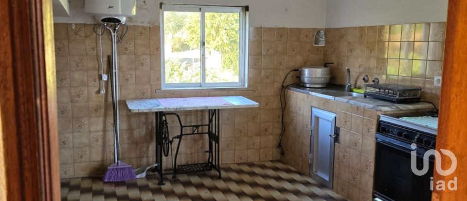 House T4 in Penso e Freixinho of 100 m²