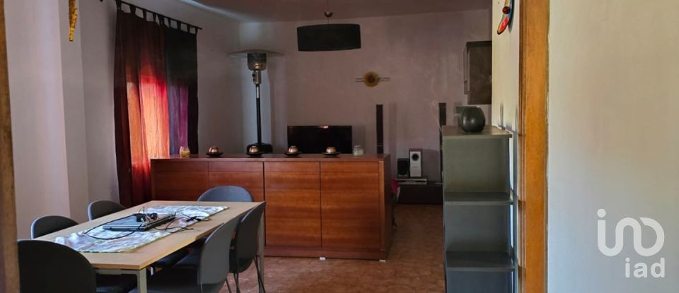 House T4 in Penso e Freixinho of 100 m²