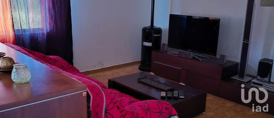 House T4 in Penso e Freixinho of 100 m²