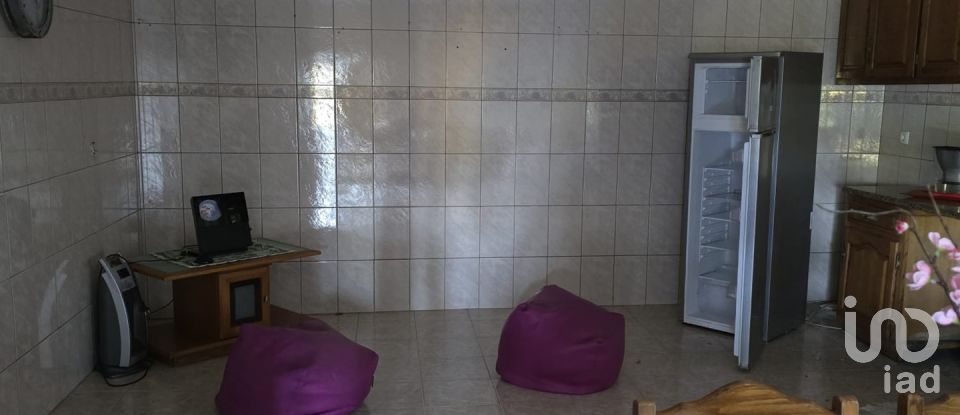 House T4 in Penso e Freixinho of 100 m²