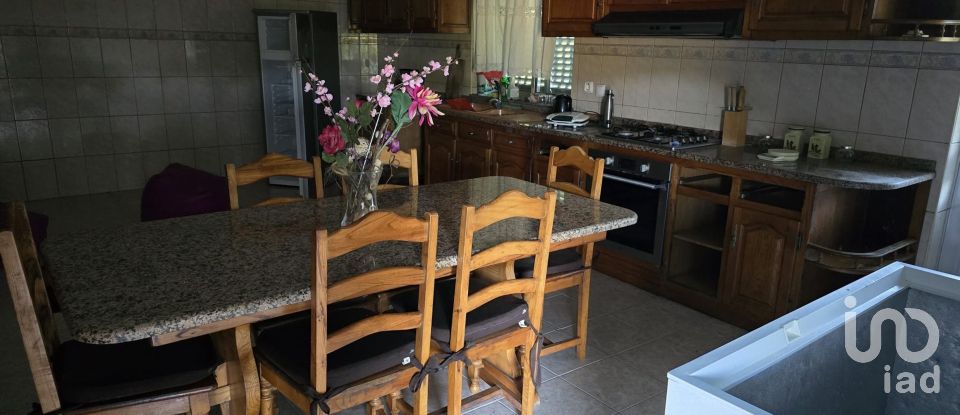 House T4 in Penso e Freixinho of 100 m²