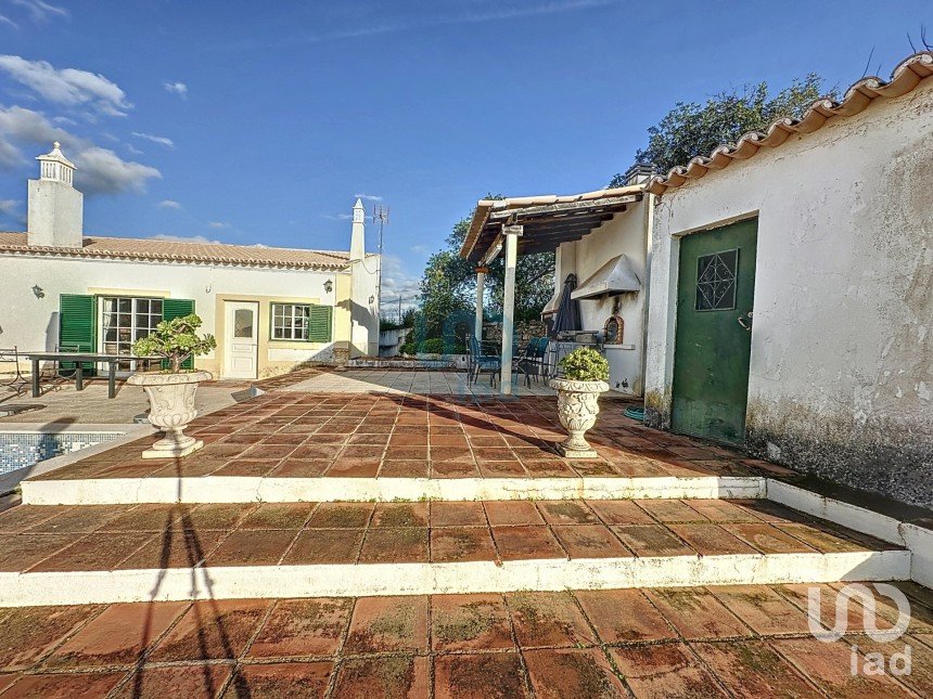 Maison T5 à Luz de Tavira e Santo Estêvão de 126 m²