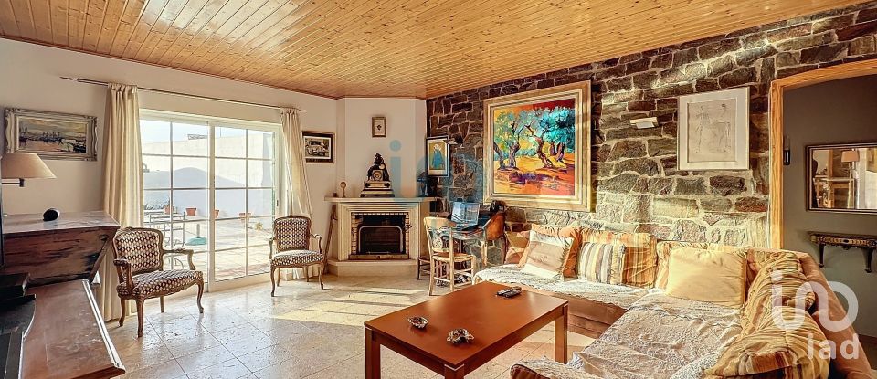 Maison T5 à Luz de Tavira e Santo Estêvão de 126 m²