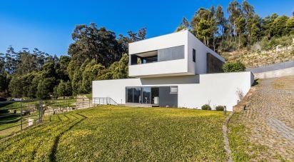 Moradia T4 em Abragão de 226 m²