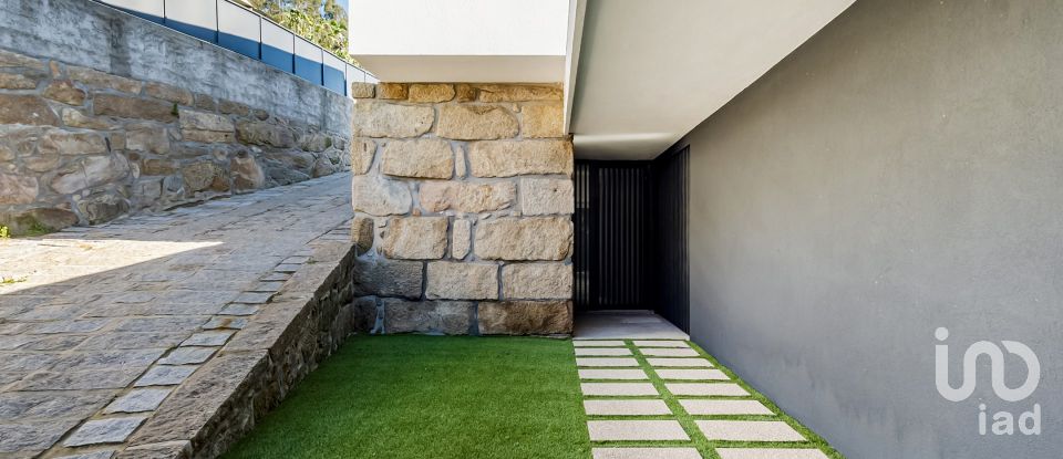 Maison T4 à Abragão de 226 m²