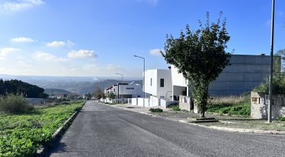 Terrain à bâtir à Santa Maria, São Pedro E Matacães de 260 m²