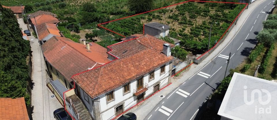 Quinta T5 em Vilarinho de São Romão de 374 m²