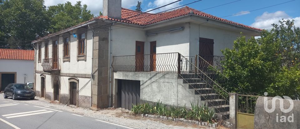 Quinta T5 em Vilarinho de São Romão de 374 m²