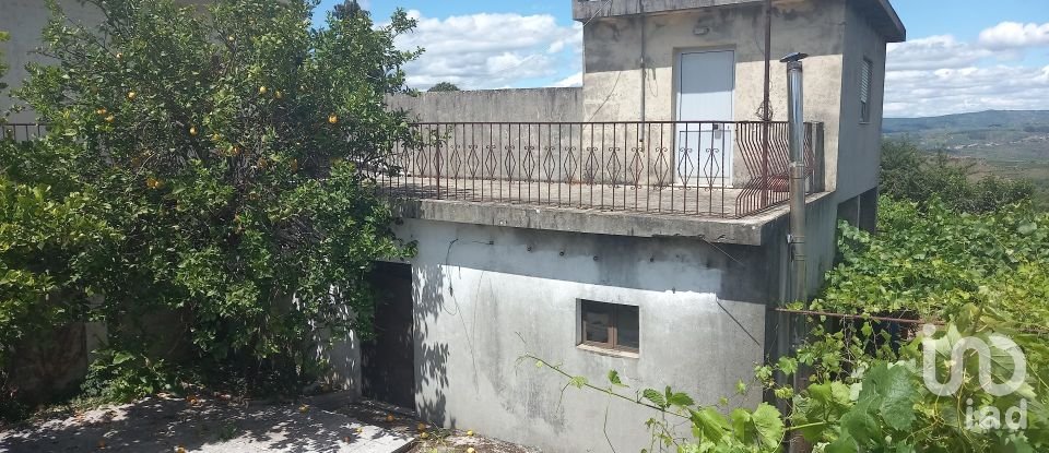Quinta T5 em Vilarinho de São Romão de 374 m²