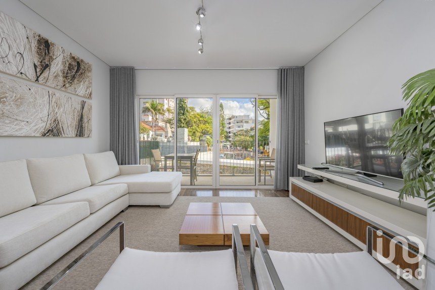Appartement T2 à Funchal (Sé) de 117 m²