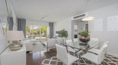 Appartement T2 à Funchal (Sé) de 117 m²