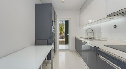 Appartement T2 à Funchal (Sé) de 117 m²