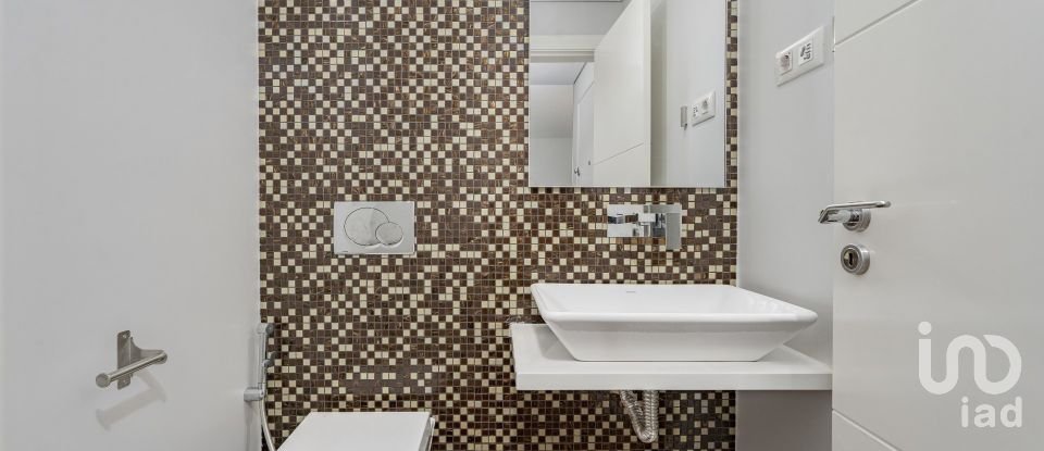 Appartement T2 à Funchal (Sé) de 117 m²