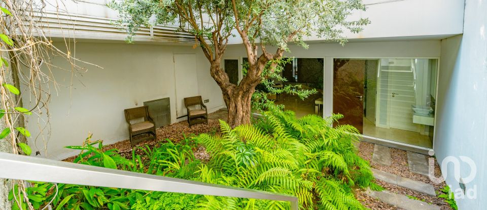 Appartement T2 à Funchal (Sé) de 117 m²