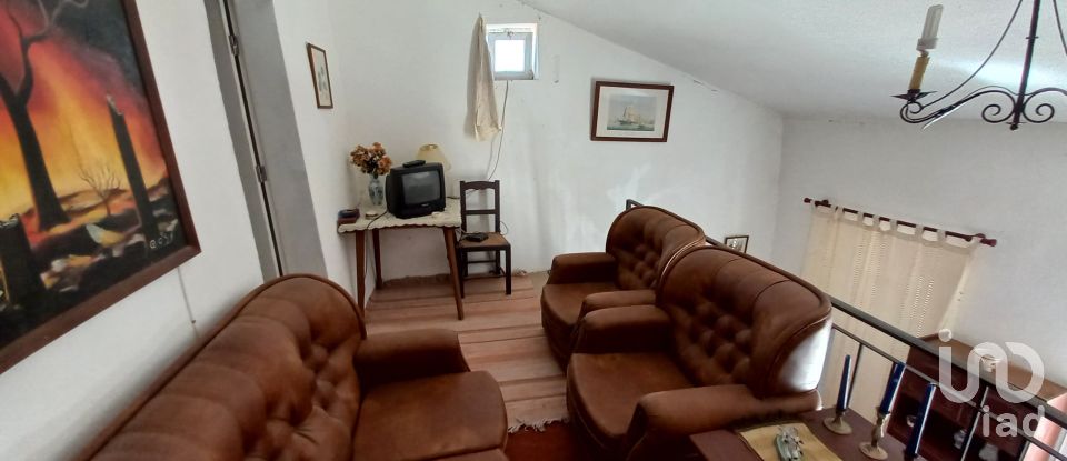 Casa de aldeia T2 em Giões de 136 m²