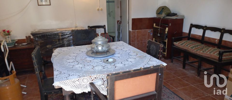 Casa de aldeia T2 em Giões de 136 m²