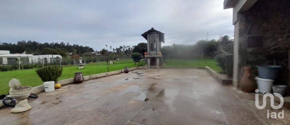 House T3 in Alheira E Igreja Nova of 386 m²