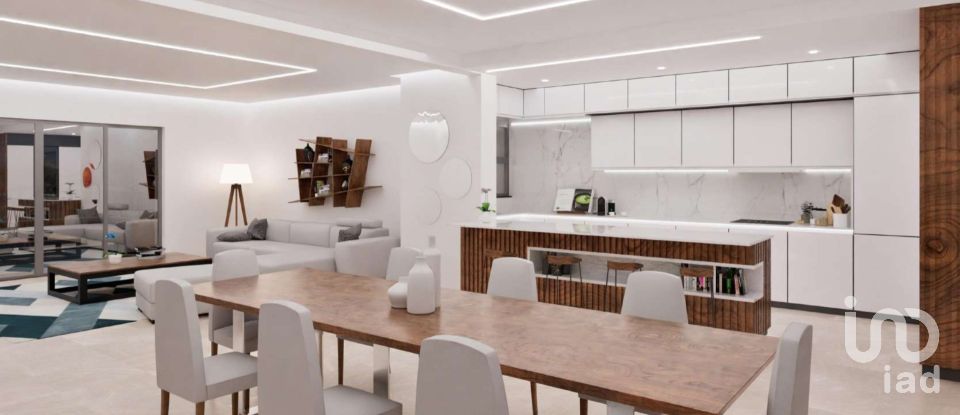 House T3 in São Martinho of 431 m²