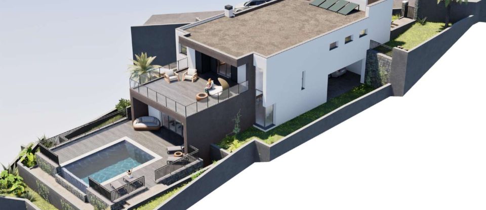 House T3 in São Martinho of 431 m²