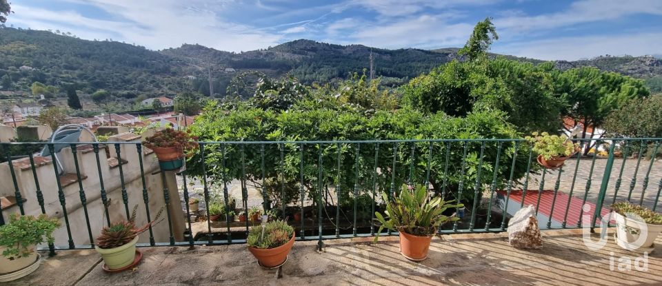 Farm T5 in Santa Maria da Devesa of 319 m²