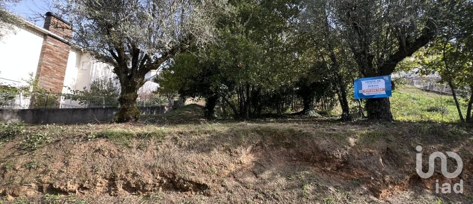 Terreno urbano em Arganil de 738 m²