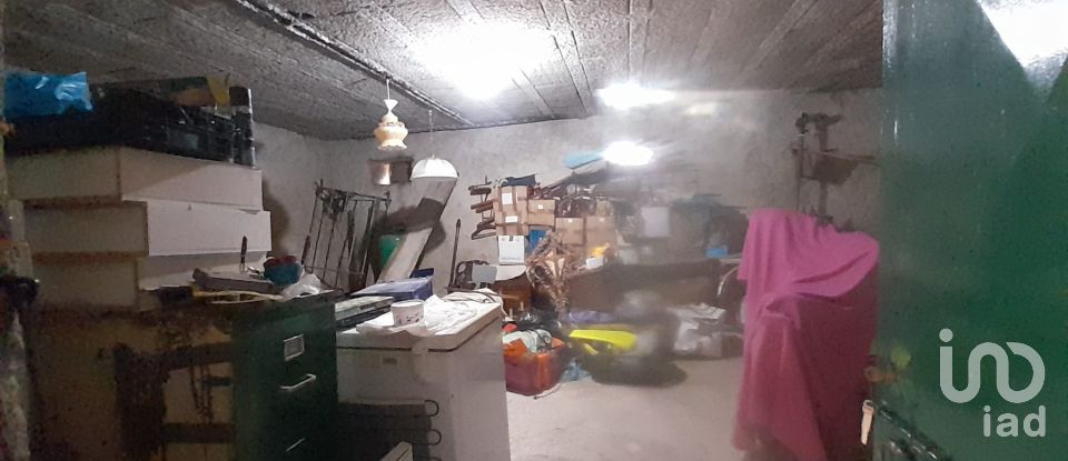 House T3 in Alheira E Igreja Nova of 386 m²