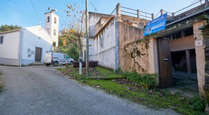 Maison T2 à Penacova de 272 m²