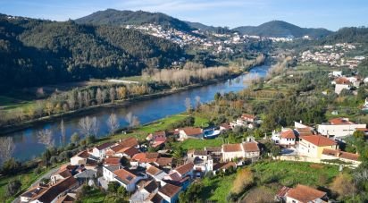 Maison T2 à Penacova de 272 m²