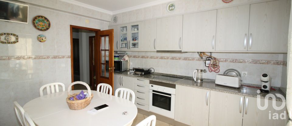 Maison T4 à Tavira (Santa Maria e Santiago) de 193 m²